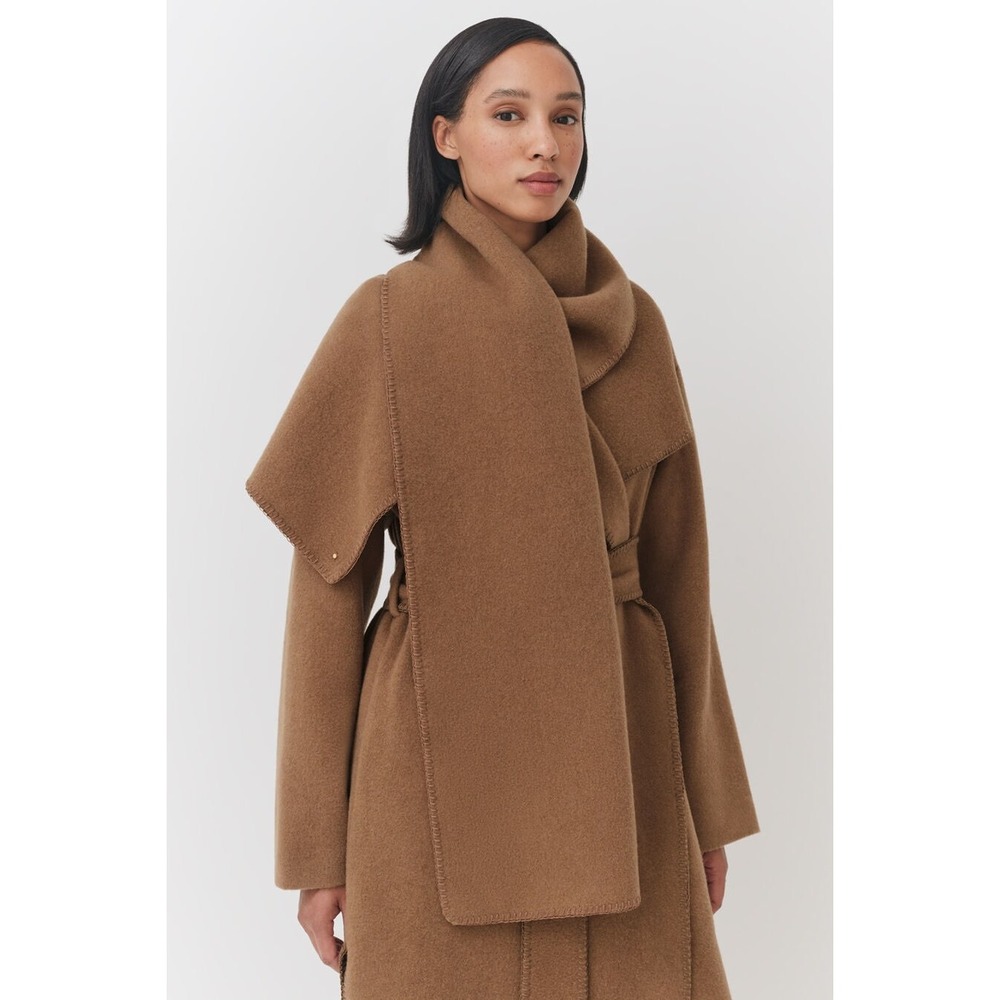 Cuyana Wool Soft Scarf Camel Recycled Wool Blend Blanket Stitch 10040925-240-000